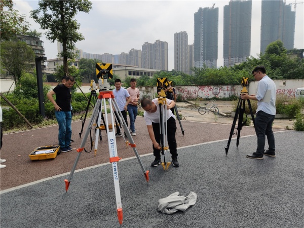 建筑工程测量培训班学习全站仪放样