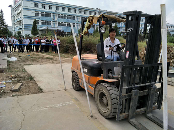 上海南汇区康桥镇叉车驾驶员培训随到随学